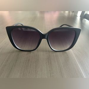 Women’s Sunglasses / Shades